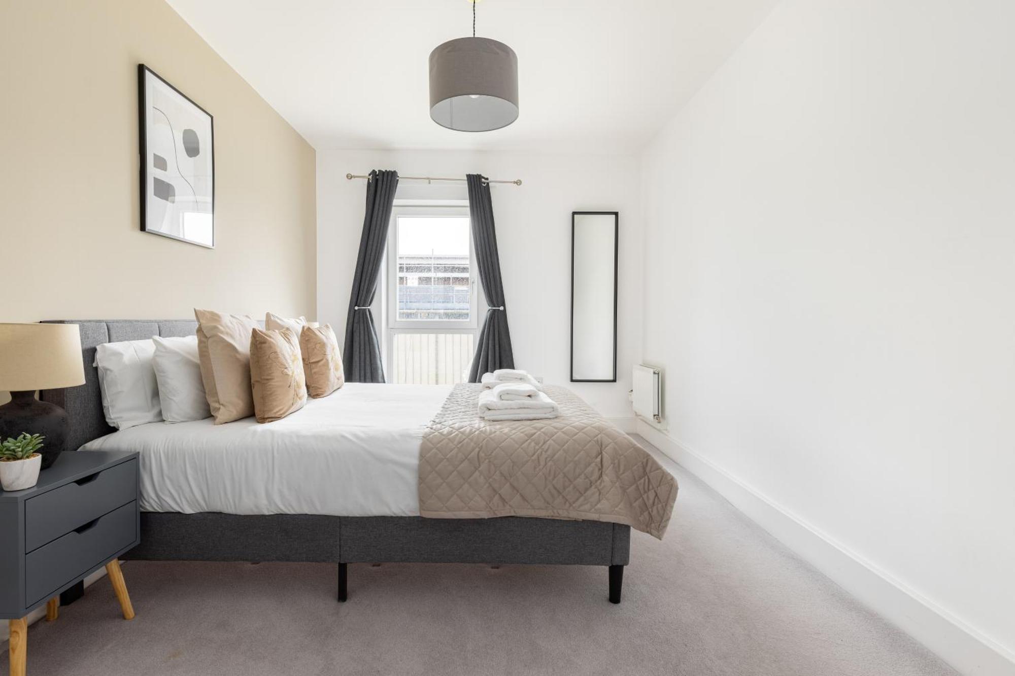 The Bridge Apartment Londra Exterior foto